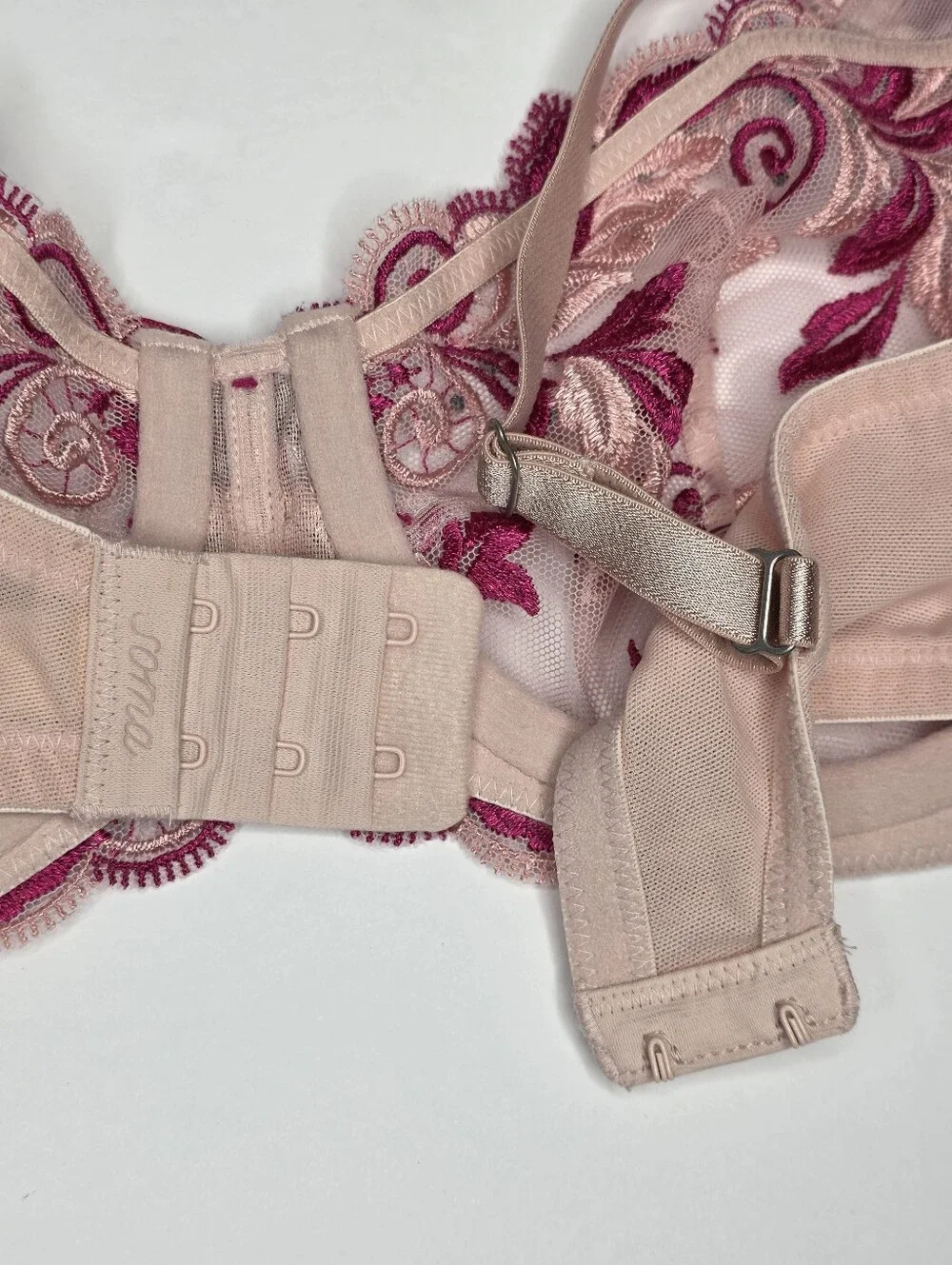 Soma Bra Sensuous Lace Unlined Pink Floral Embroidery Size 34C NWT